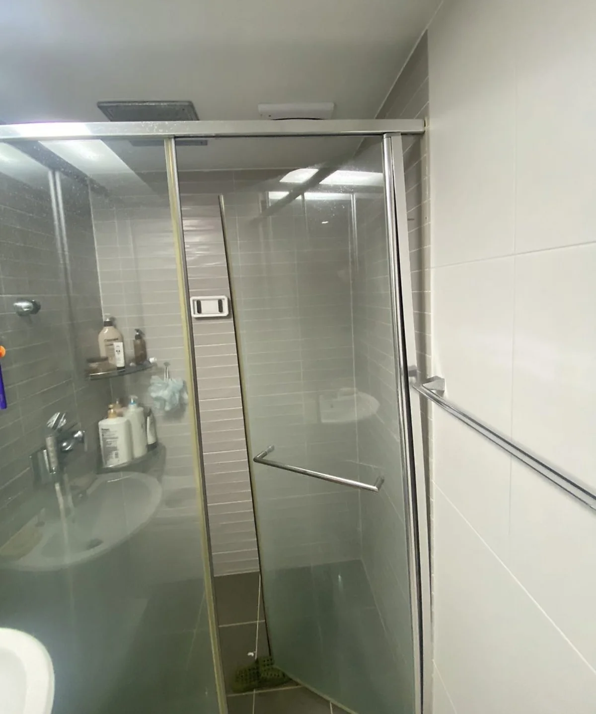 화장실 파티션 시공 전